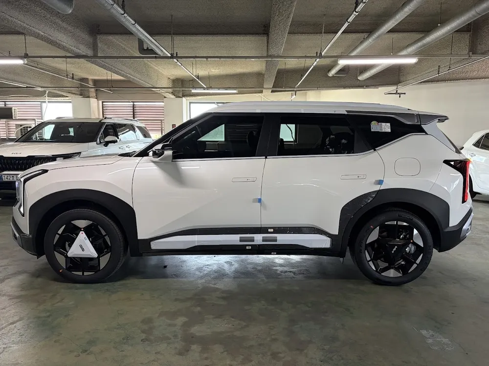 EV3 중고차렌트 디테일 이미지
